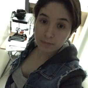 Meet your Posher, Carolina